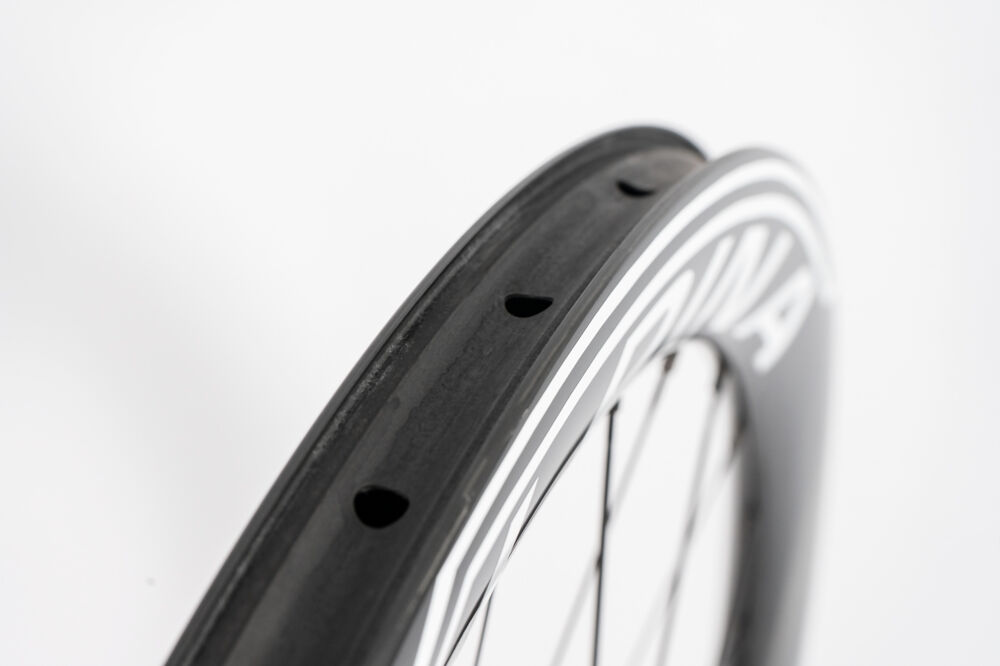 Alpina-A5D-Gloss-Carbon-Wheels-3.jpg