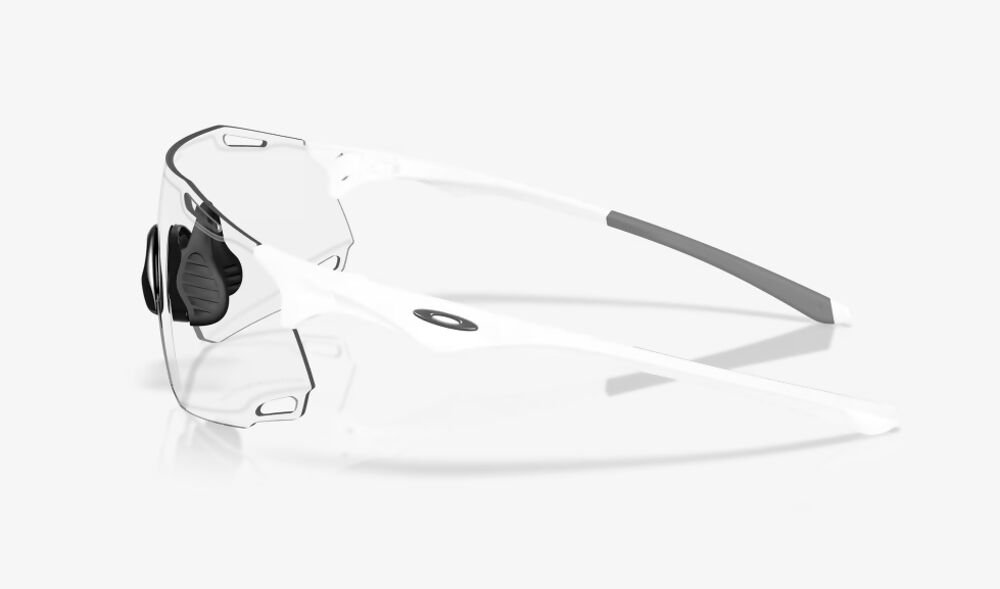 Cybr-Dyno-Clear-to-Black-Iridium-Photochromic-Lenses-Matte-White-Frame-Sunglasses-3.jpg