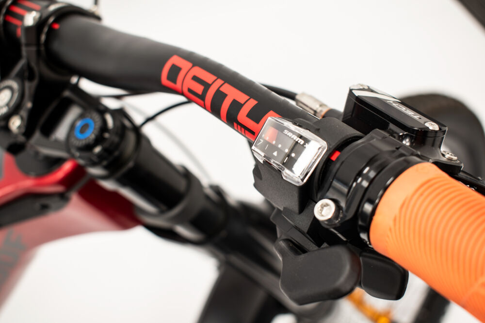 Nukeproof-orange-8.jpg