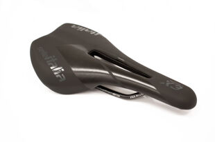 Selle-Italia-X3-Boost-Flow-Saddle-1.jpg